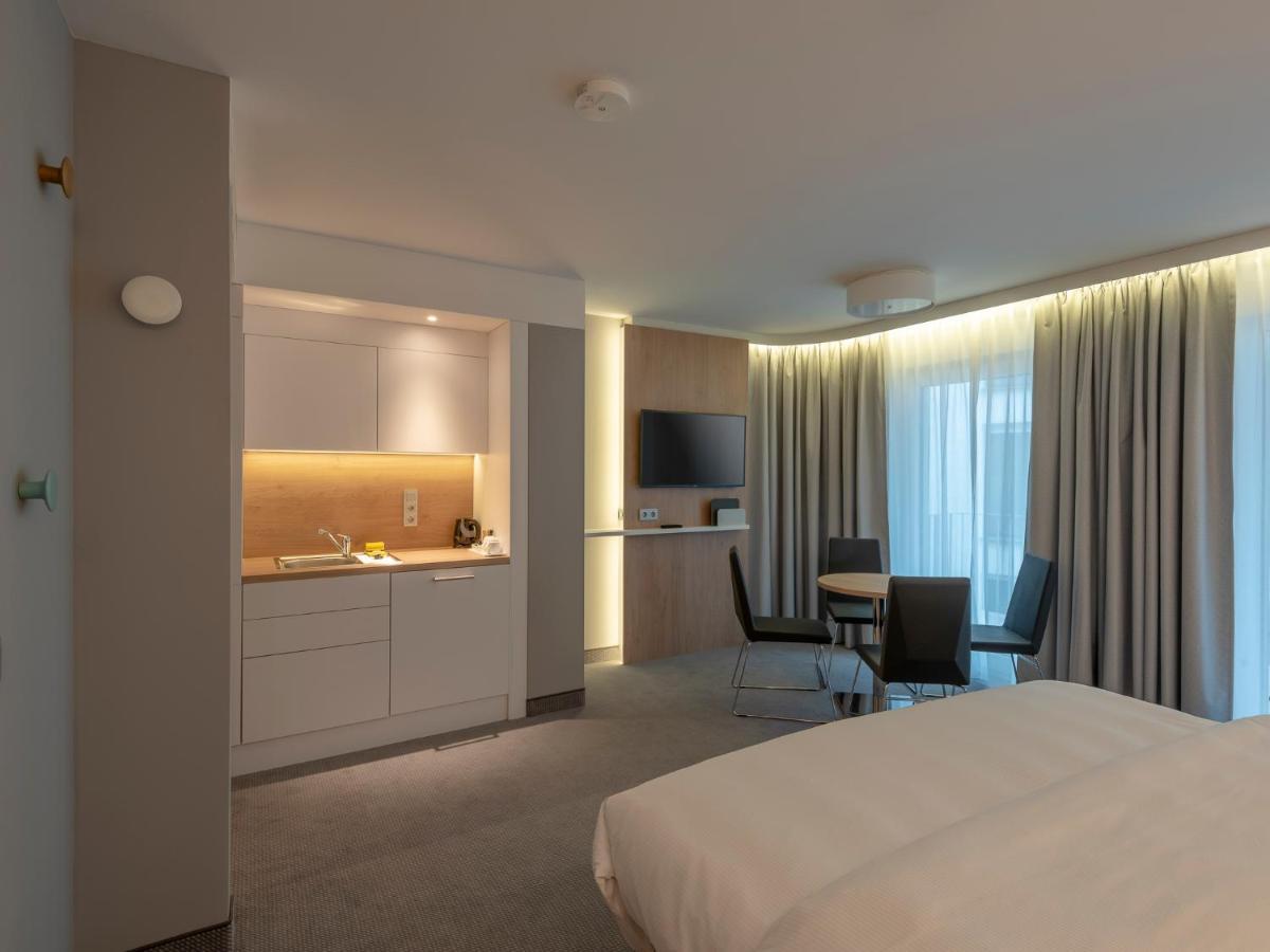 Holiday Inn Express - Offenbach By Ihg מראה חיצוני תמונה
