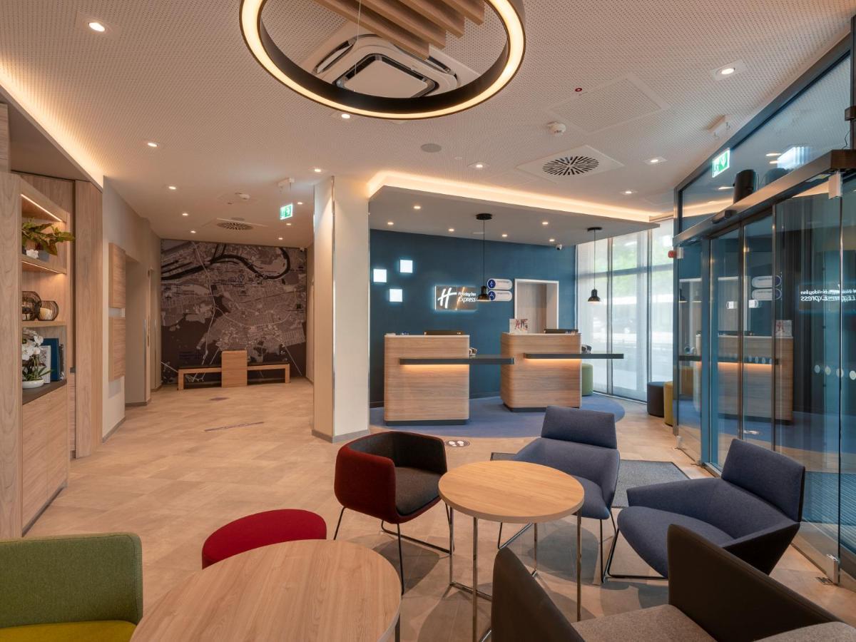 Holiday Inn Express - Offenbach By Ihg מראה חיצוני תמונה