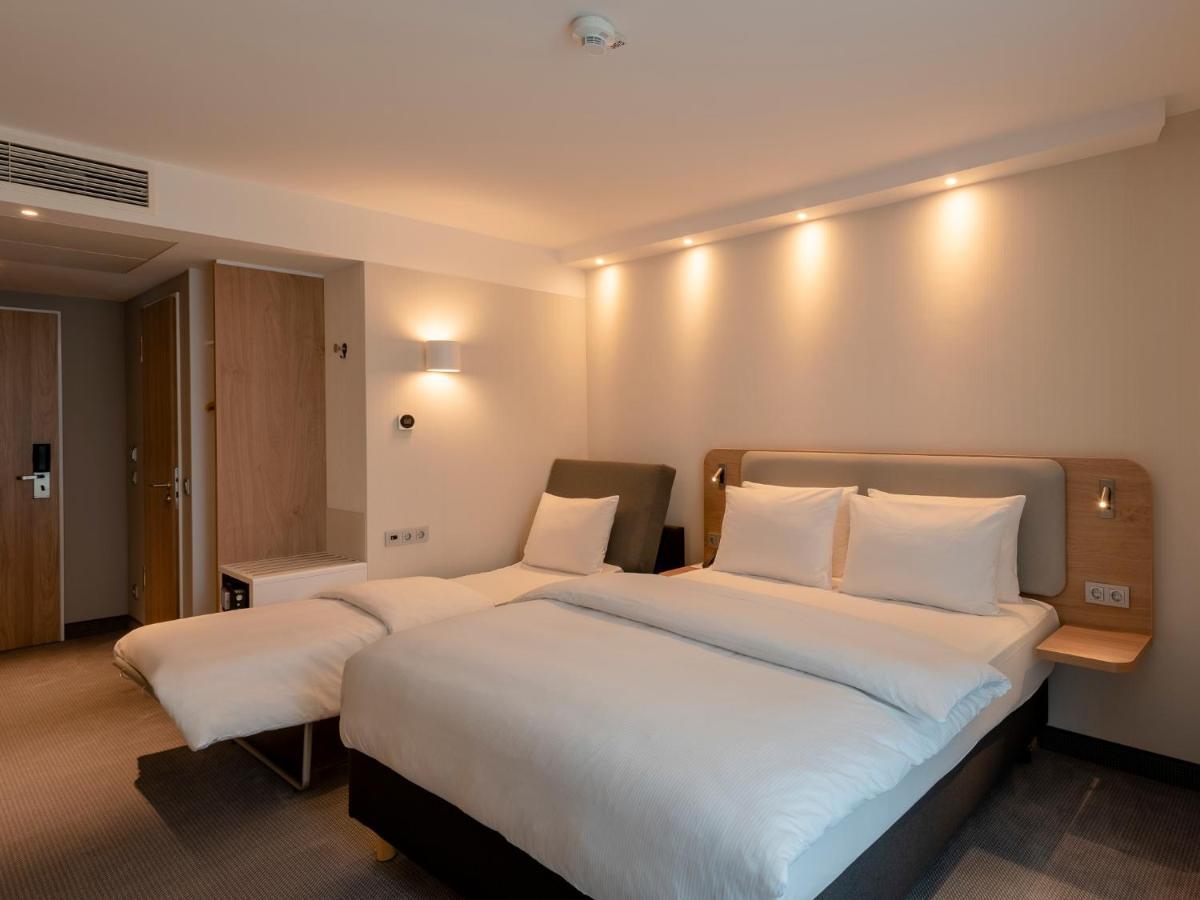 Holiday Inn Express - Offenbach By Ihg מראה חיצוני תמונה