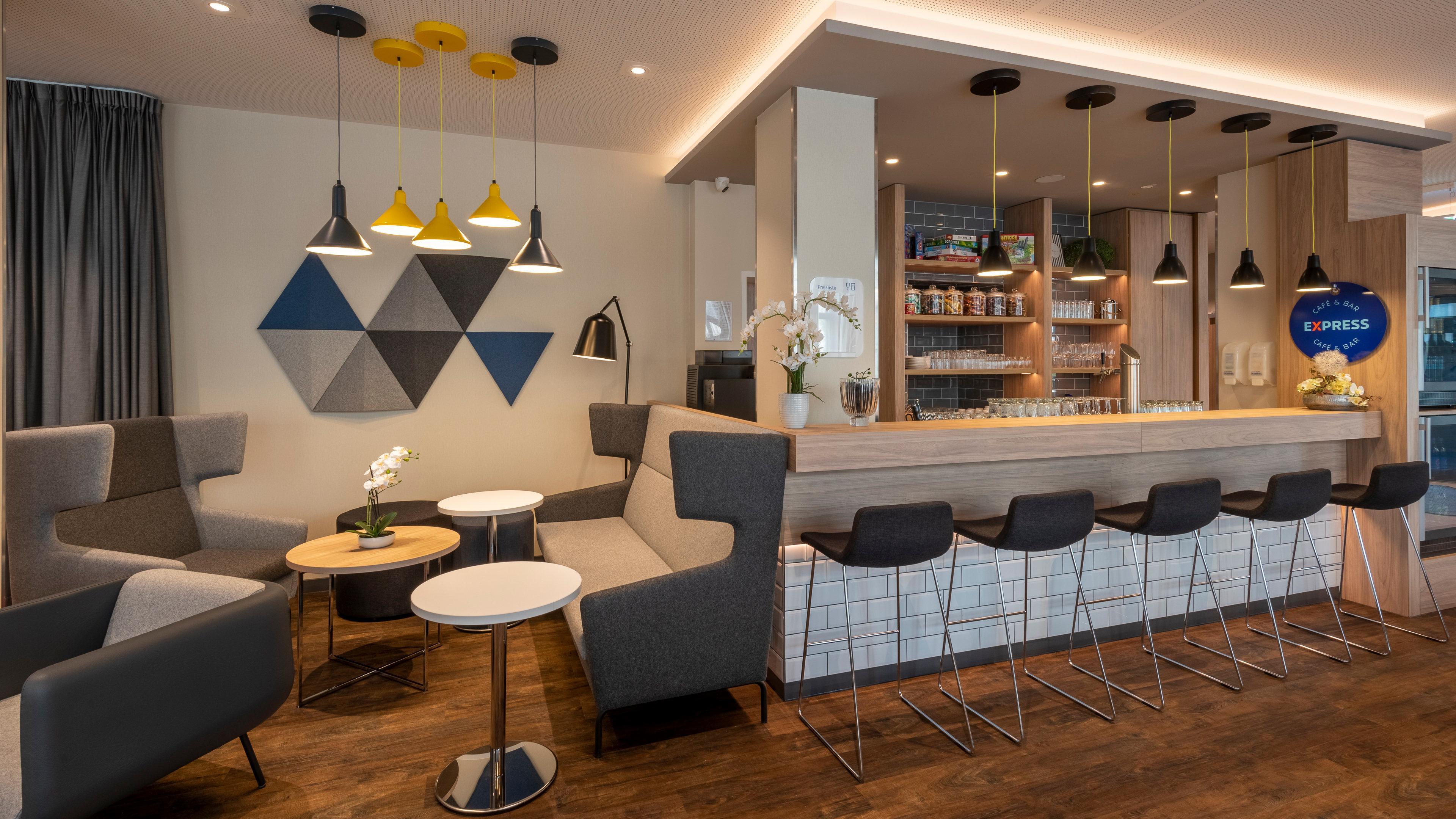 Holiday Inn Express - Offenbach By Ihg מראה חיצוני תמונה