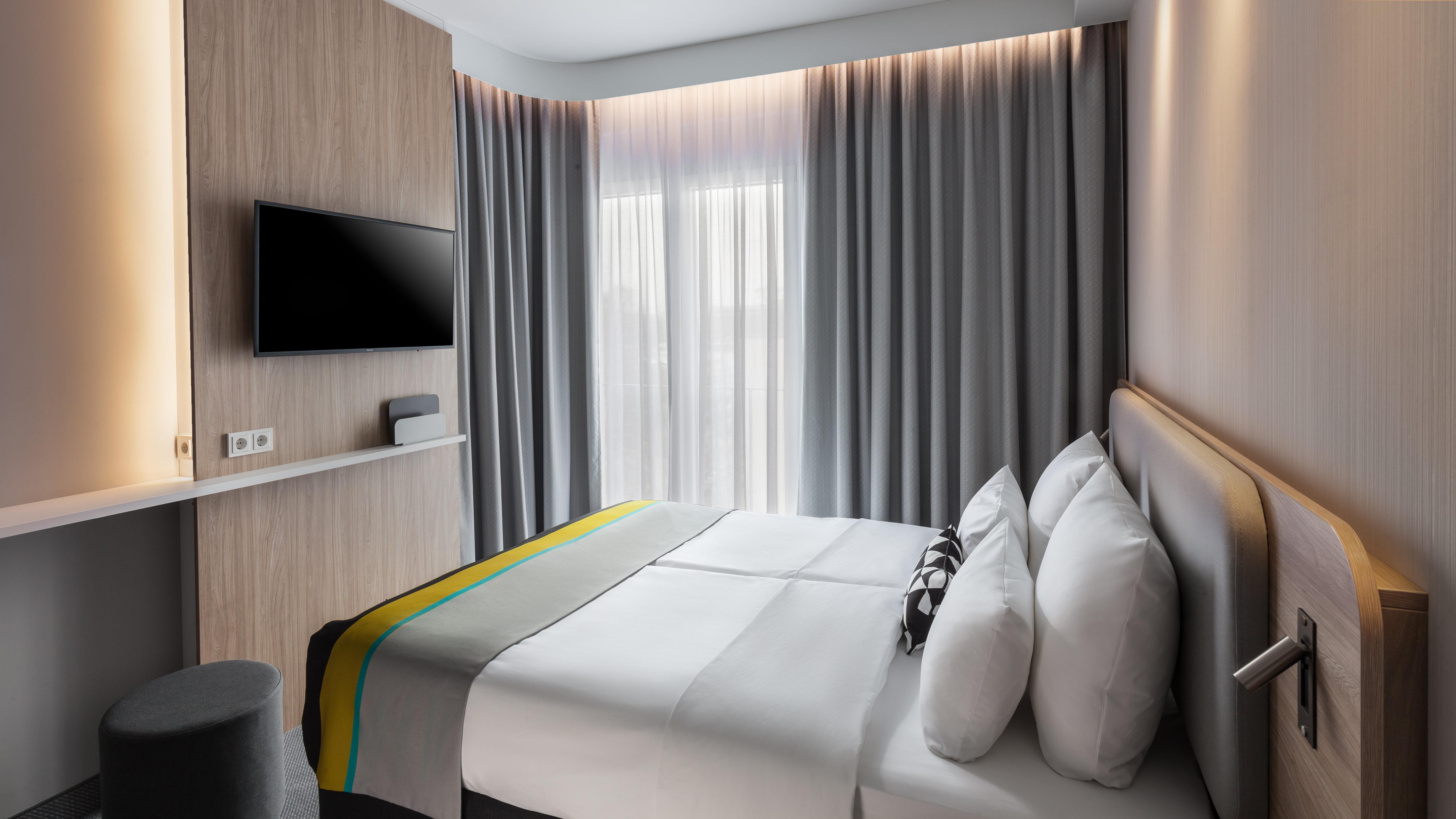 Holiday Inn Express - Offenbach By Ihg מראה חיצוני תמונה