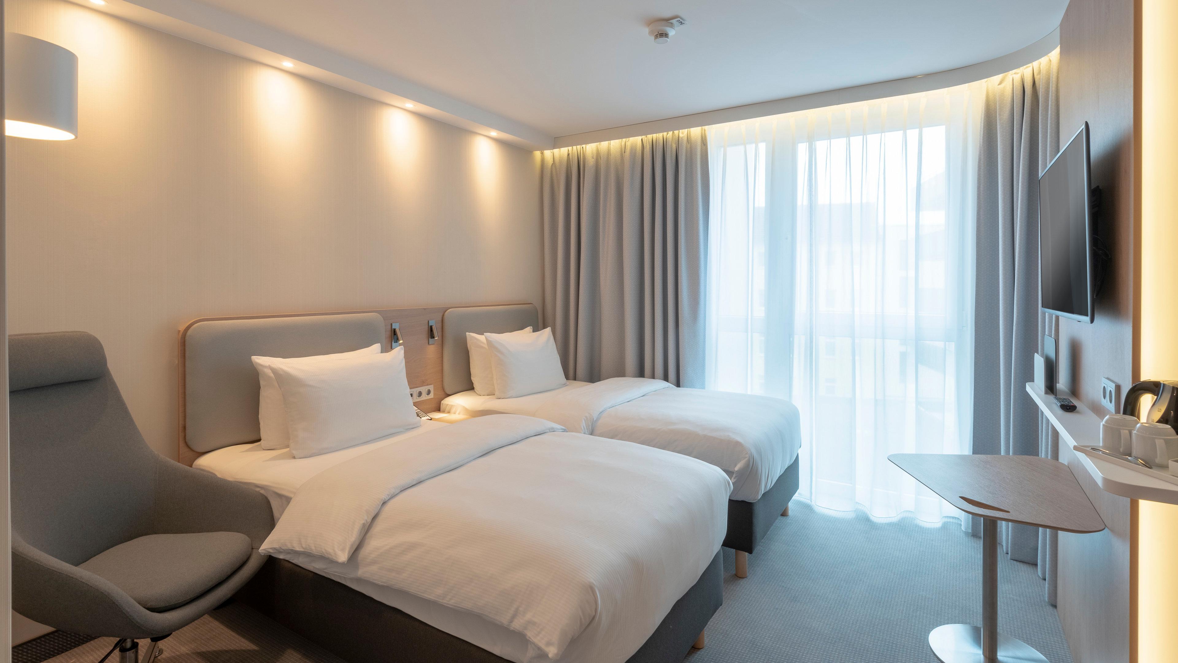 Holiday Inn Express - Offenbach By Ihg מראה חיצוני תמונה