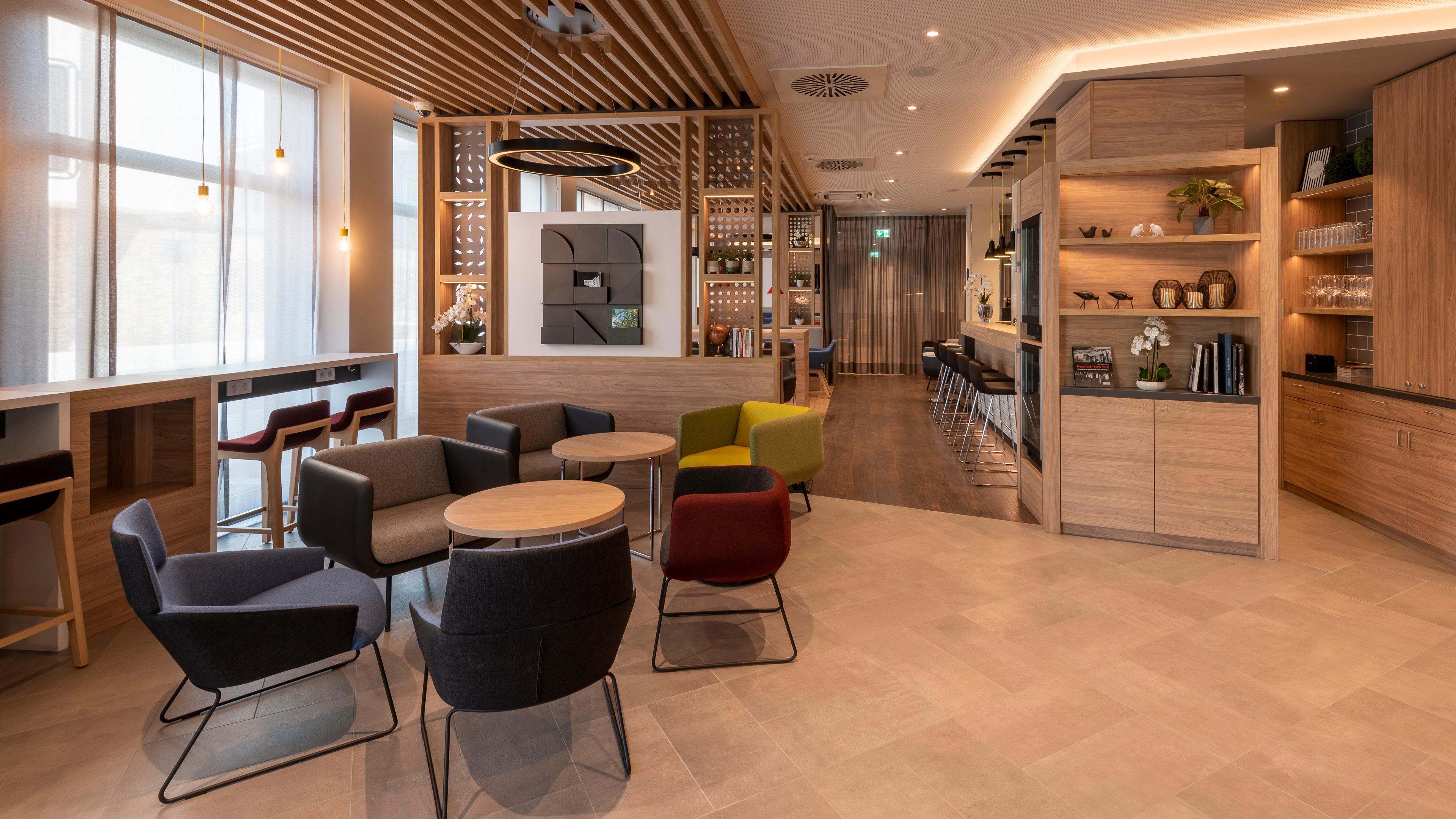 Holiday Inn Express - Offenbach By Ihg מראה חיצוני תמונה
