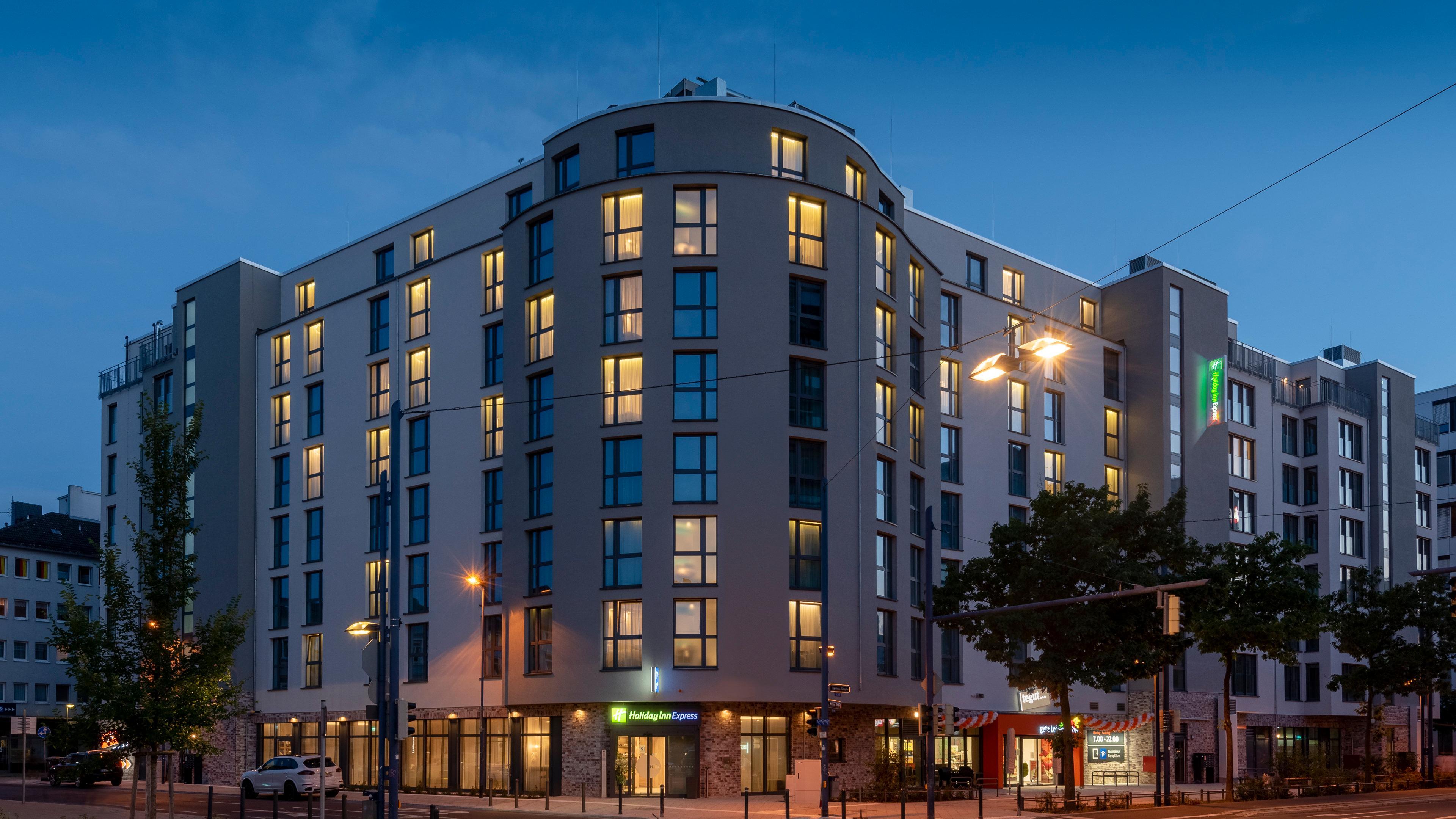 Holiday Inn Express - Offenbach By Ihg מראה חיצוני תמונה