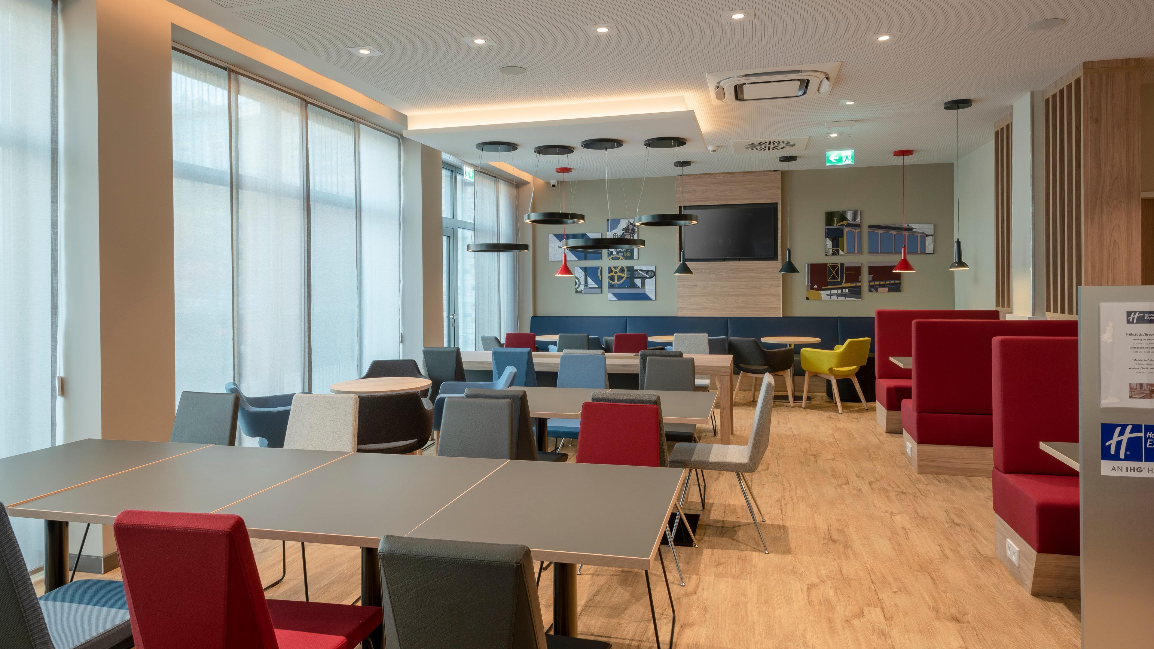 Holiday Inn Express - Offenbach By Ihg מראה חיצוני תמונה